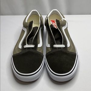 VANS OLD SKOOL SNEAKERS